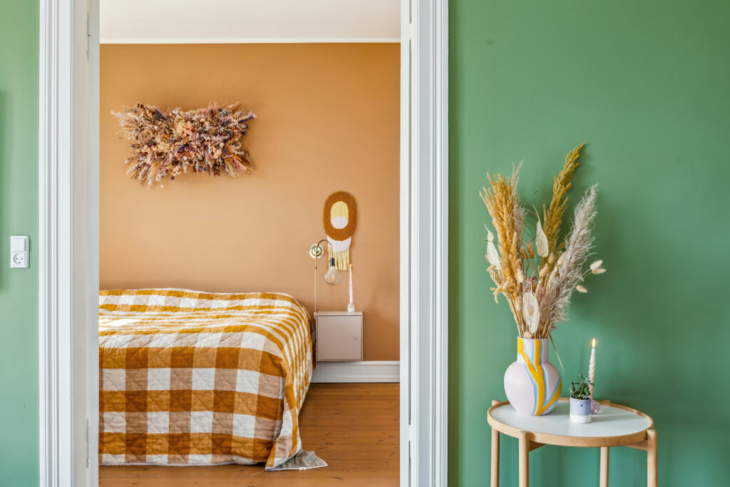 Soveværelse flotte farver boligfoto